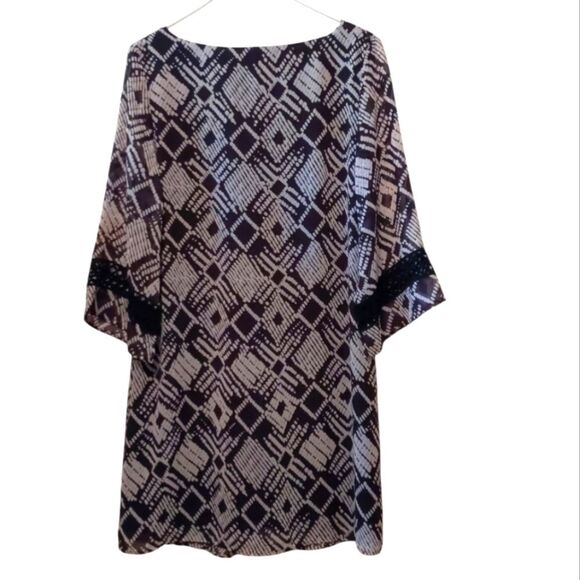 Black White Sheath Dress Embroidery Flowy Loose Roomy SZ 6 - Picture 4 of 10